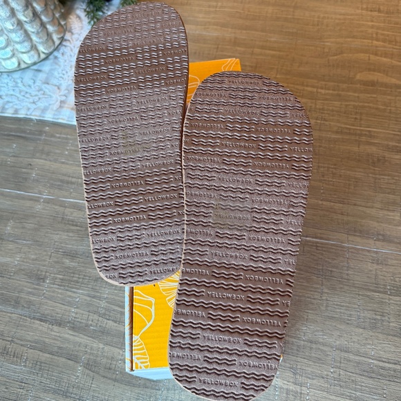 Women's Yellow Box, Feriz, Pink Multi, Size 8.  New in box - Picture 4 of 4